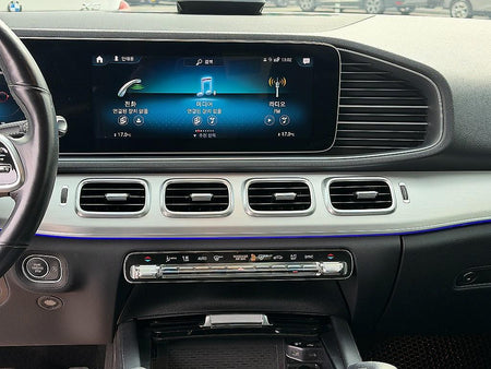 Mercedes-Benz GLE-Class — photo 10