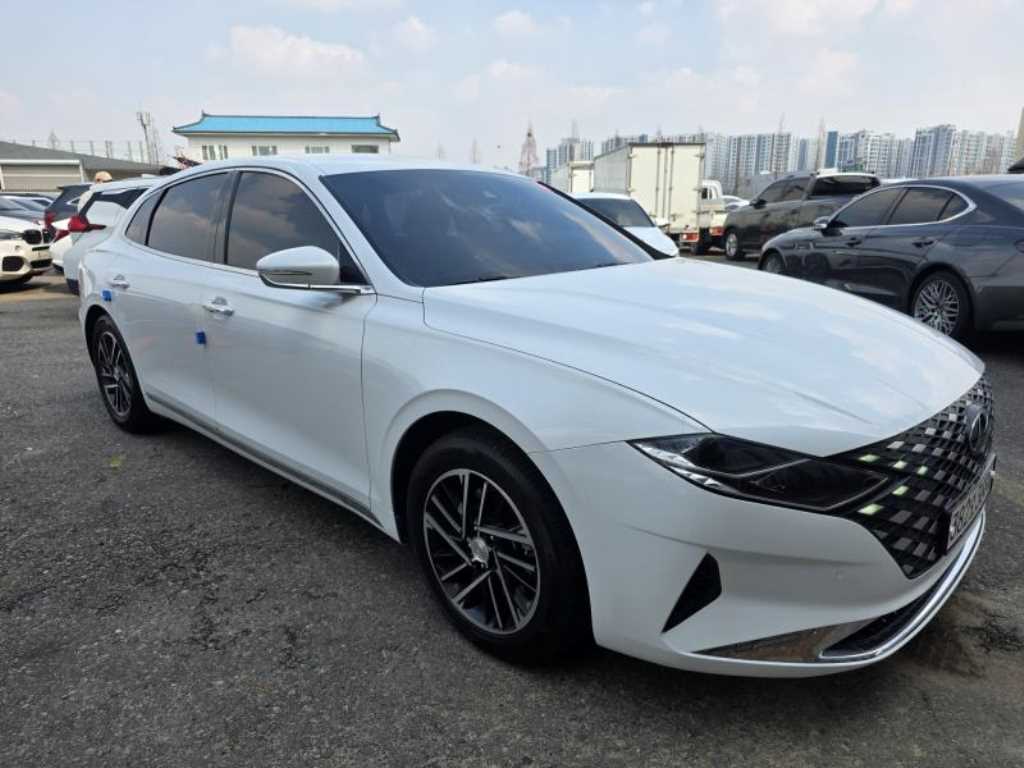 Hyundai Grandeur — photo 08