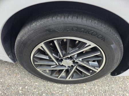 Hyundai Grandeur — photo 19