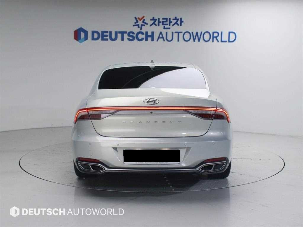 Hyundai Grandeur — photo 03