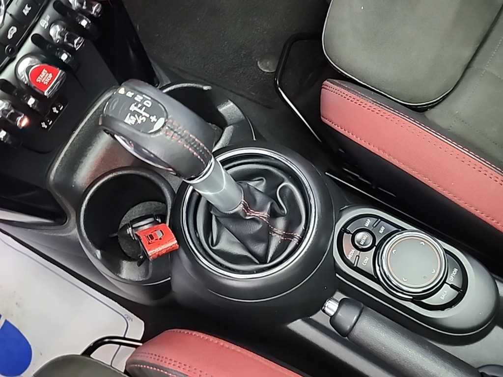 Mini Cooper — photo 08