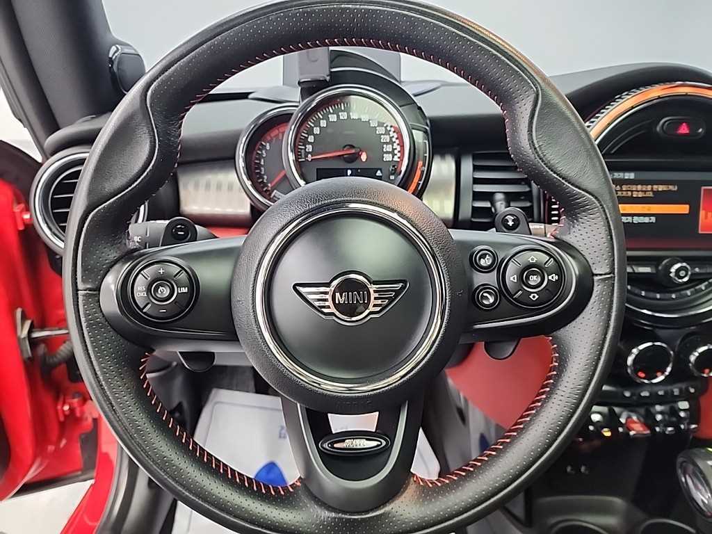Mini Cooper — photo 09