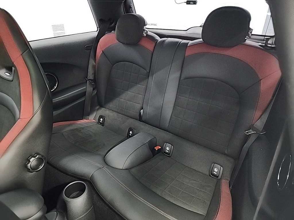 Mini Cooper — photo 12