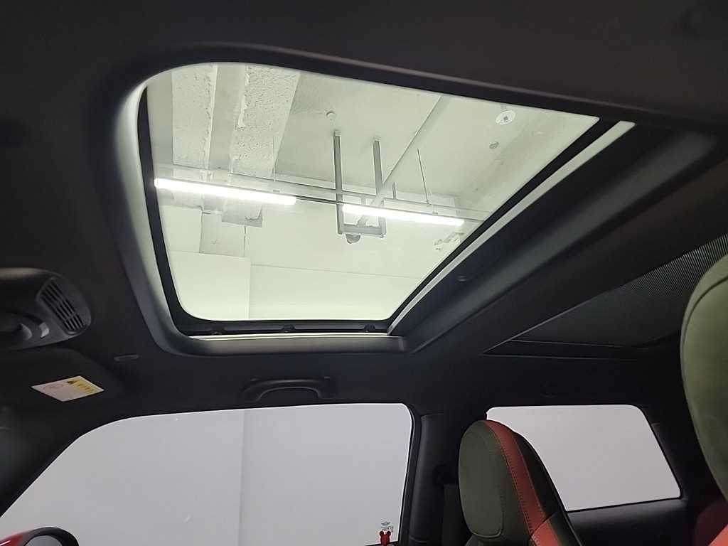 Mini Cooper — photo 13