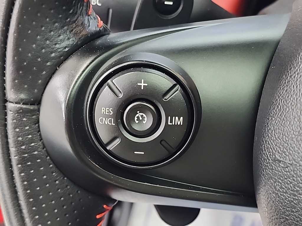 Mini Cooper — photo 18