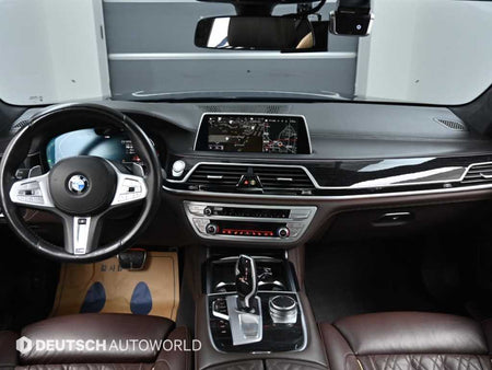 BMW 7-Series — photo 07