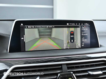 BMW 7-Series — photo 15