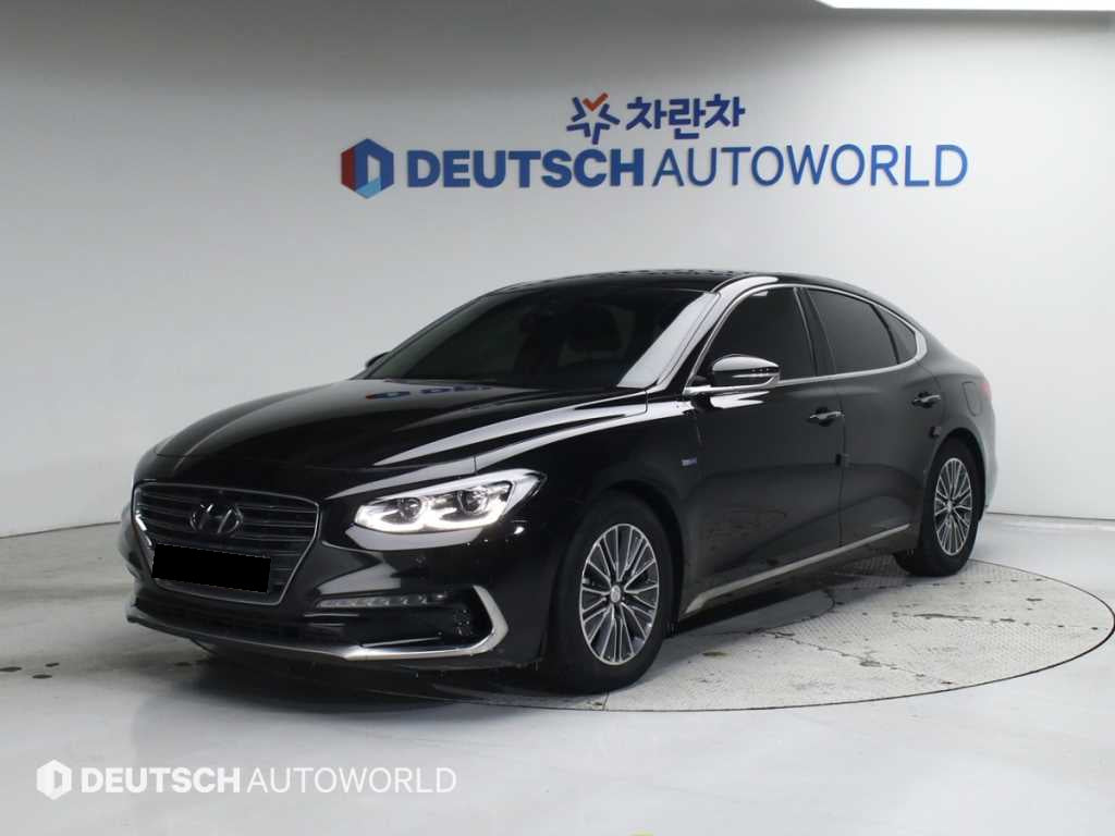 Hyundai Grandeur — photo 01
