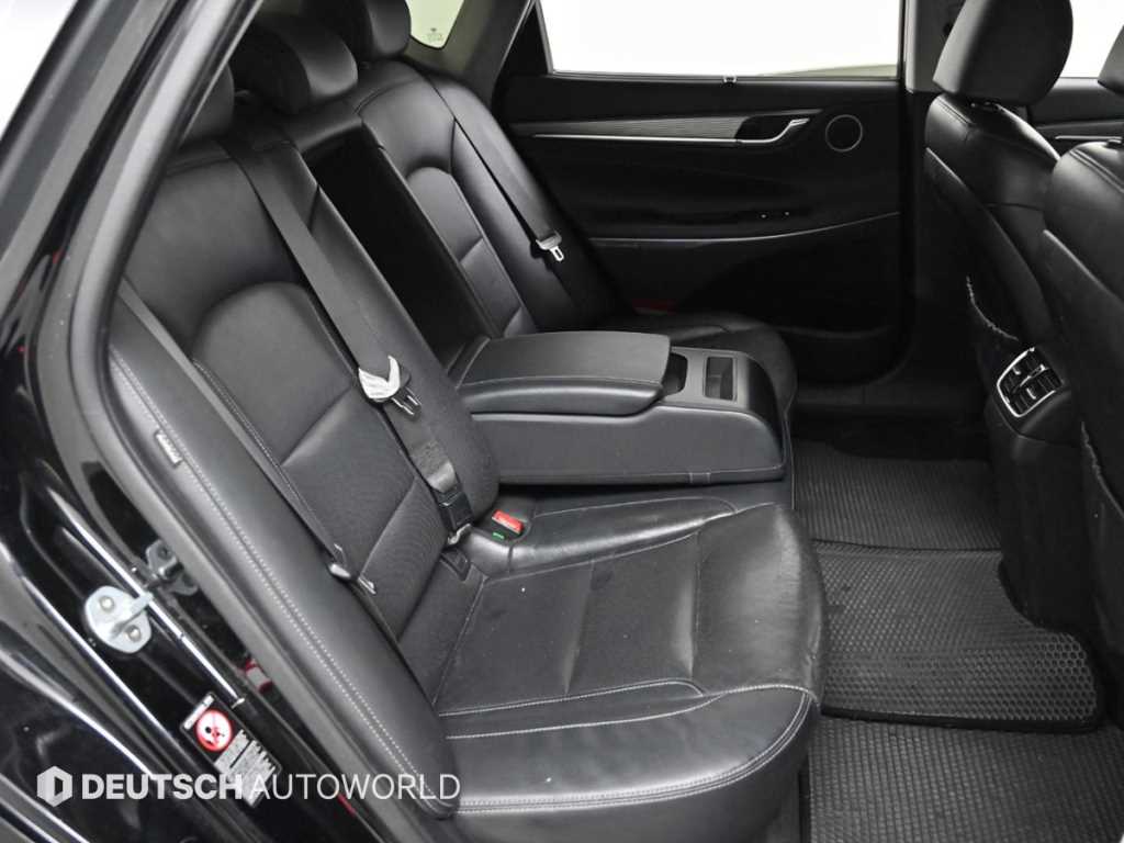 Hyundai Grandeur — photo 12
