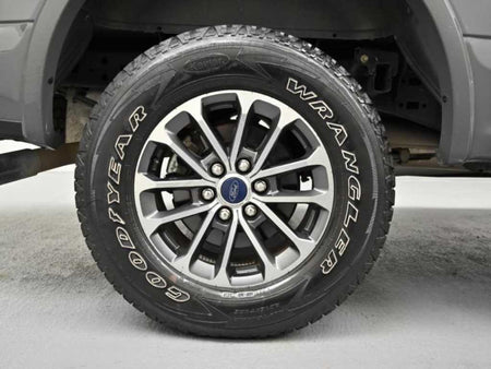 Ford F150 — photo 05