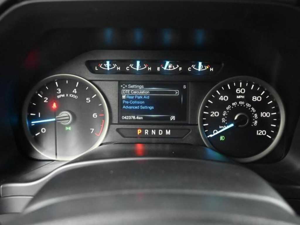 Ford F150 — photo 08