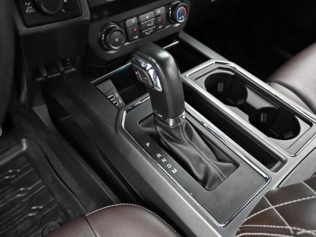 Ford F150 — photo 09