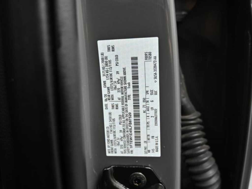 Ford F150 — photo 20
