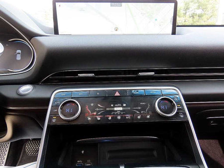 Genesis GV80 — photo 13