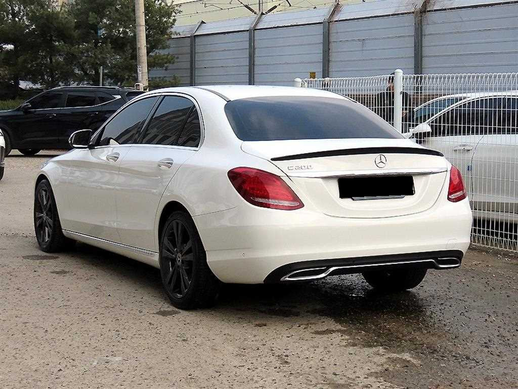 Mercedes-Benz C-Class — photo 03