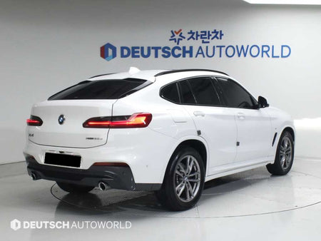 BMW X4 — photo 02