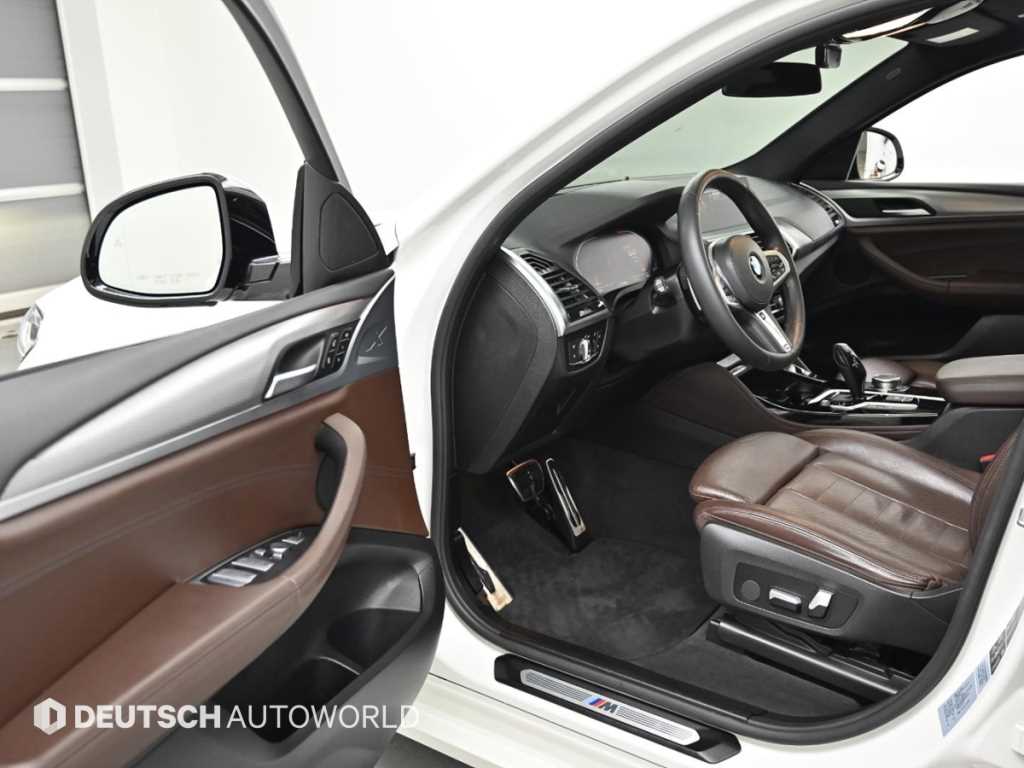 BMW X4 — photo 11