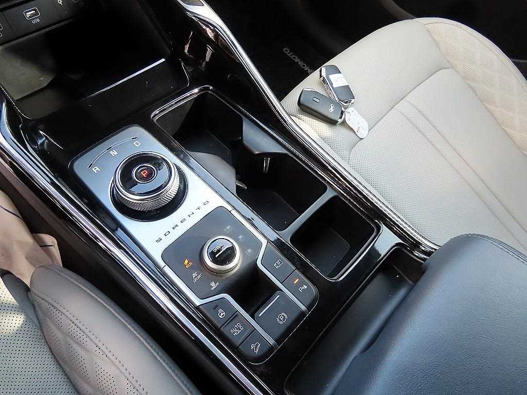 Kia Sorento — photo 11