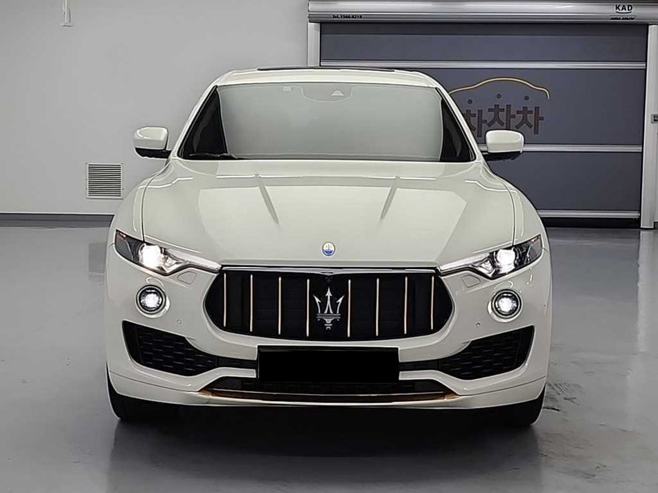Maserati Levante — photo 01