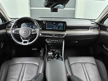 Kia K5 — photo 05
