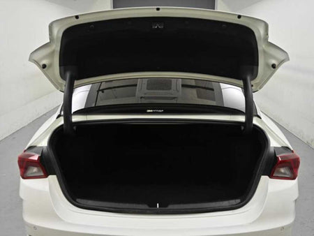 Kia K5 — photo 18