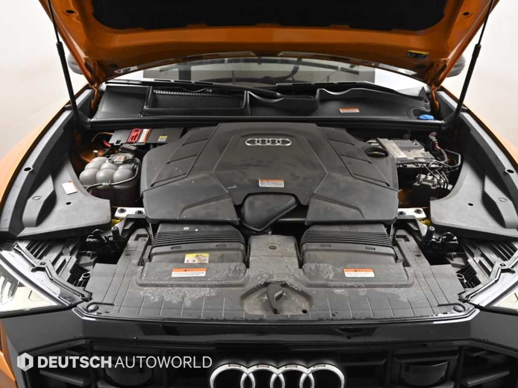 Audi Q8 — photo 06