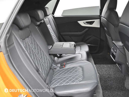 Audi Q8 — photo 12