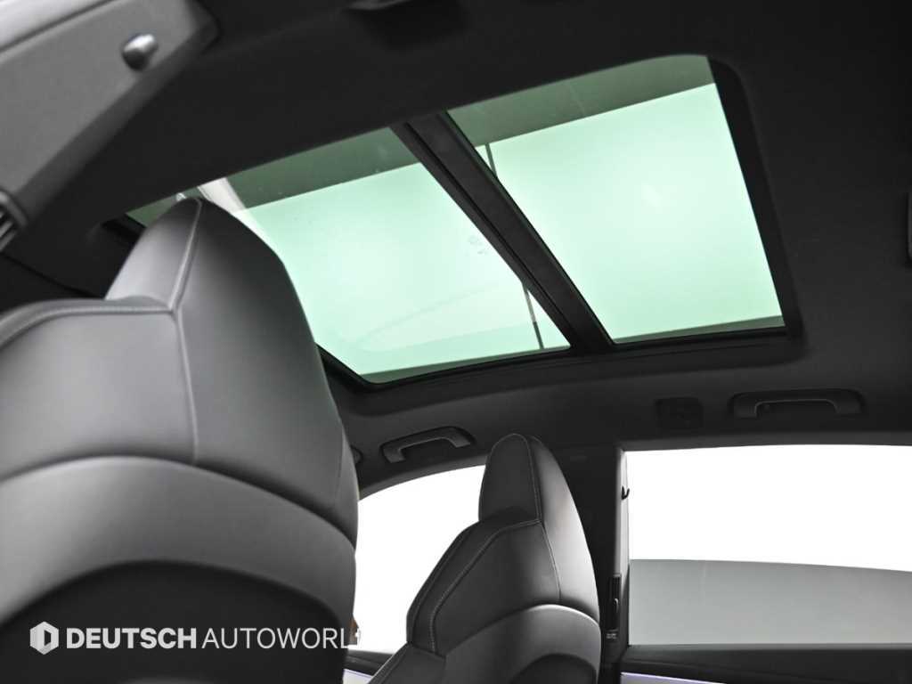 Audi Q8 — photo 18