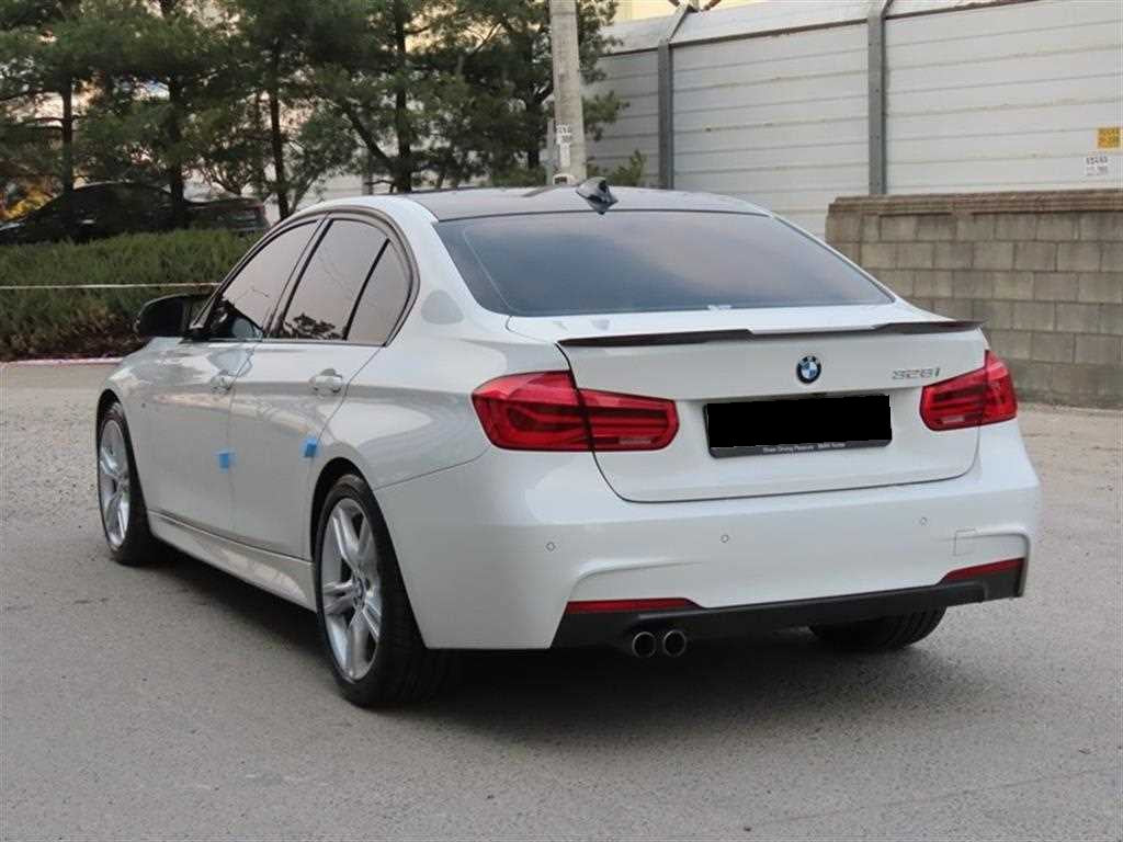 BMW 3-Series — photo 03