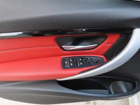 BMW 3-Series — photo 06