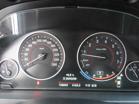 BMW 3-Series — photo 11