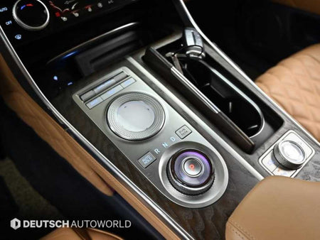 Genesis GV80 — photo 09