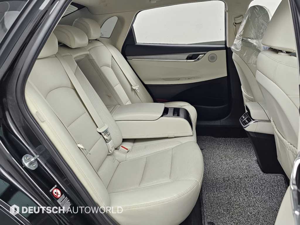 Hyundai Grandeur — photo 12