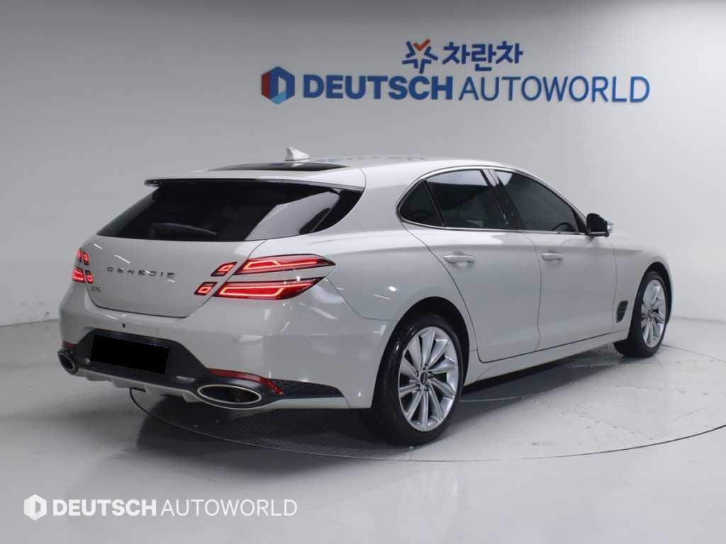 Genesis G70 — photo 02
