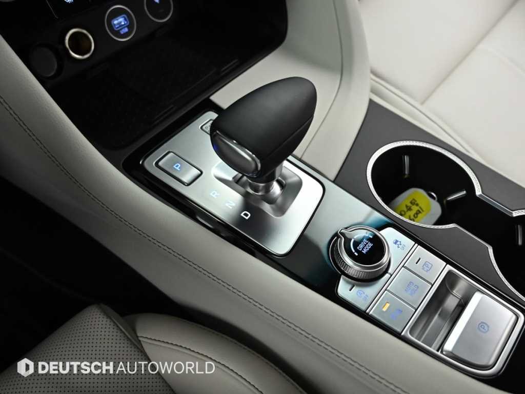 Genesis G70 — photo 09