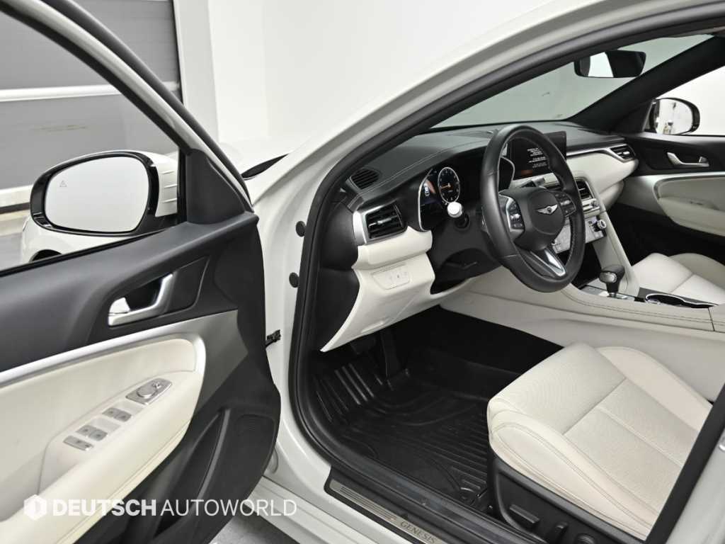 Genesis G70 — photo 11