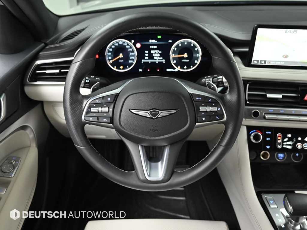Genesis G70 — photo 13
