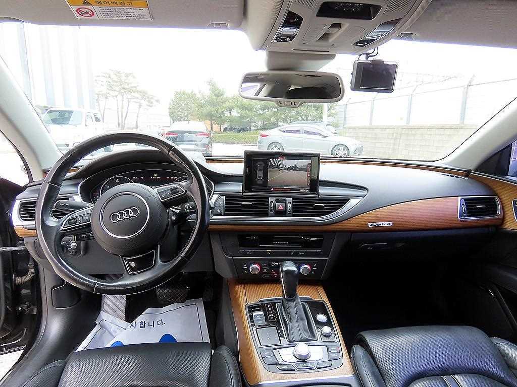 Audi A7 — photo 07