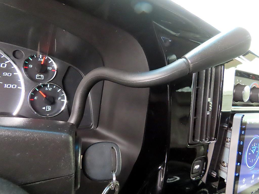 CHEVROLET Express Van — photo 10