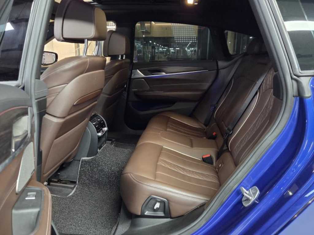 BMW Gran Turismo — photo 10