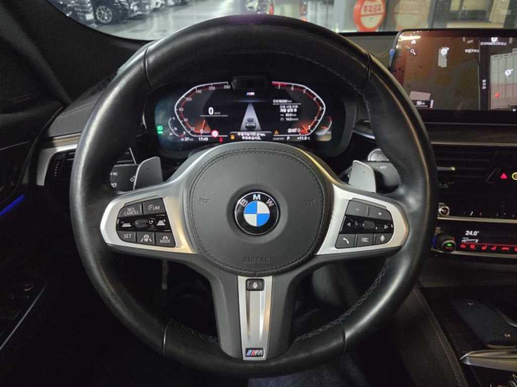 BMW Gran Turismo — photo 12