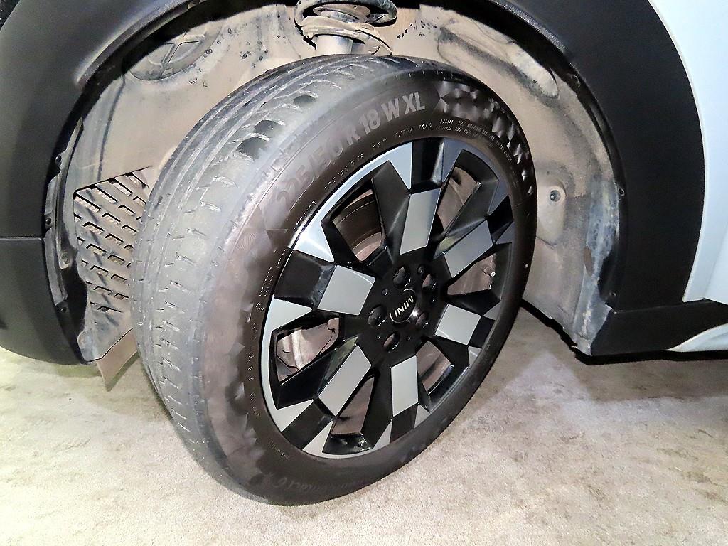 Mini Countryman — photo 20