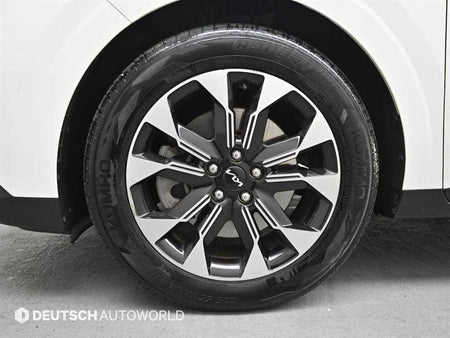 Kia Carnival — photo 05