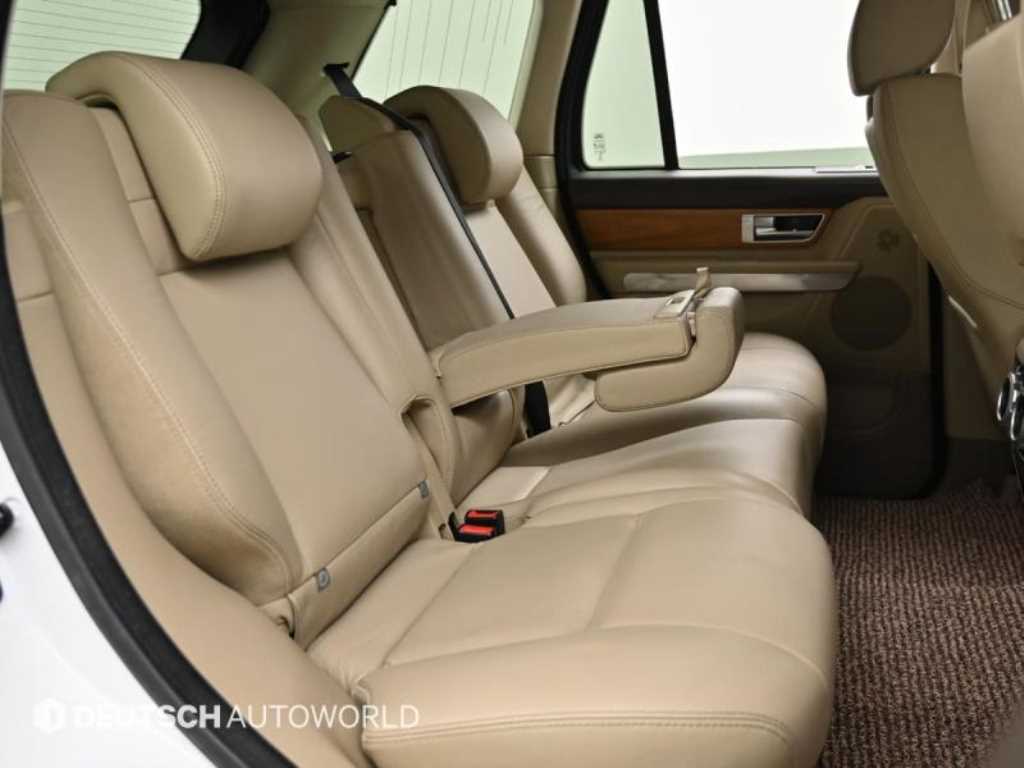 Land Rover Range Rover Sport — photo 12