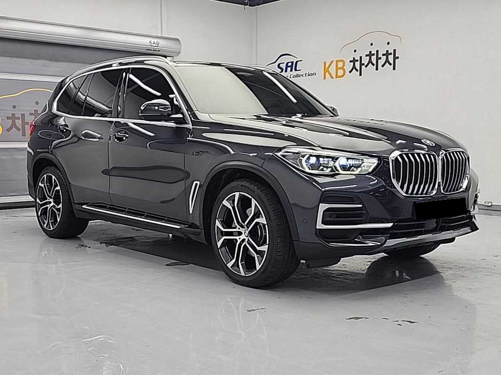 BMW X5 — photo 04