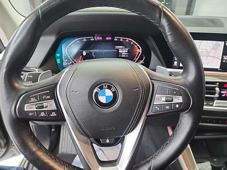 BMW X5 — photo 09