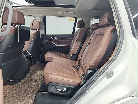 BMW X7 — photo 12