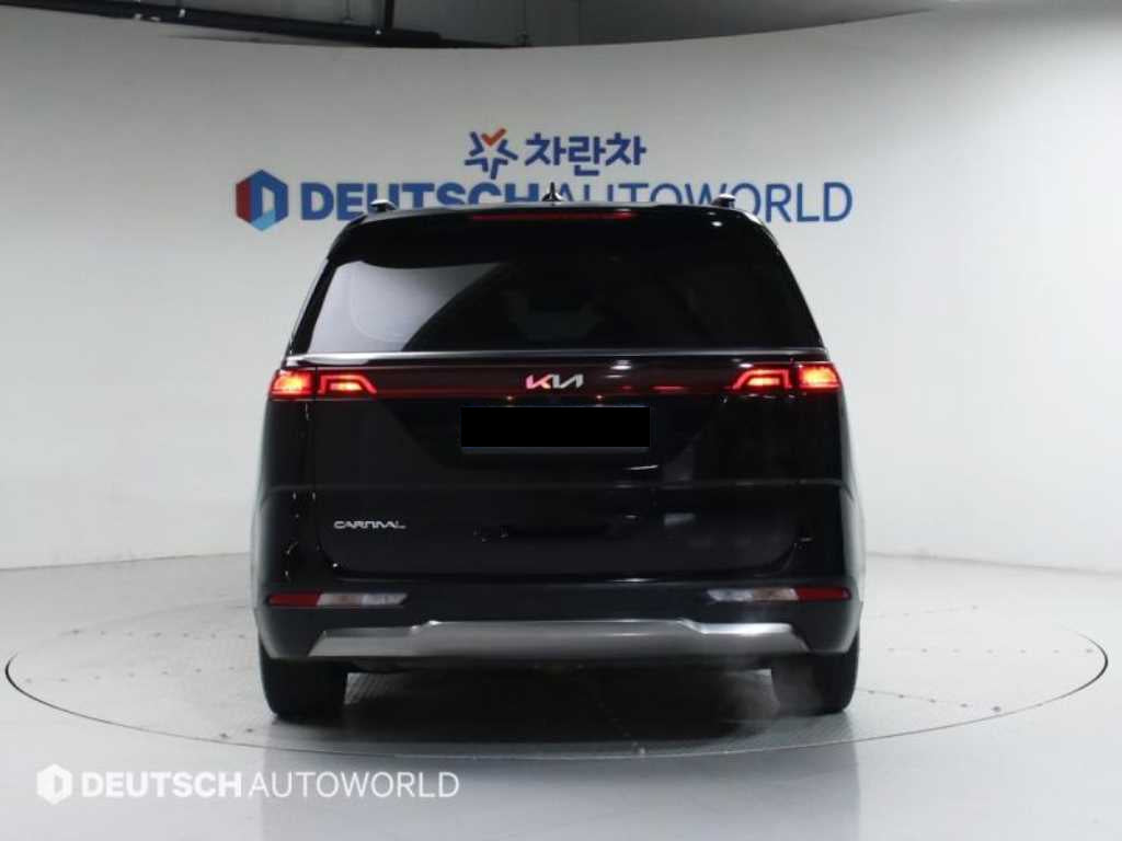 Kia Carnival — photo 04