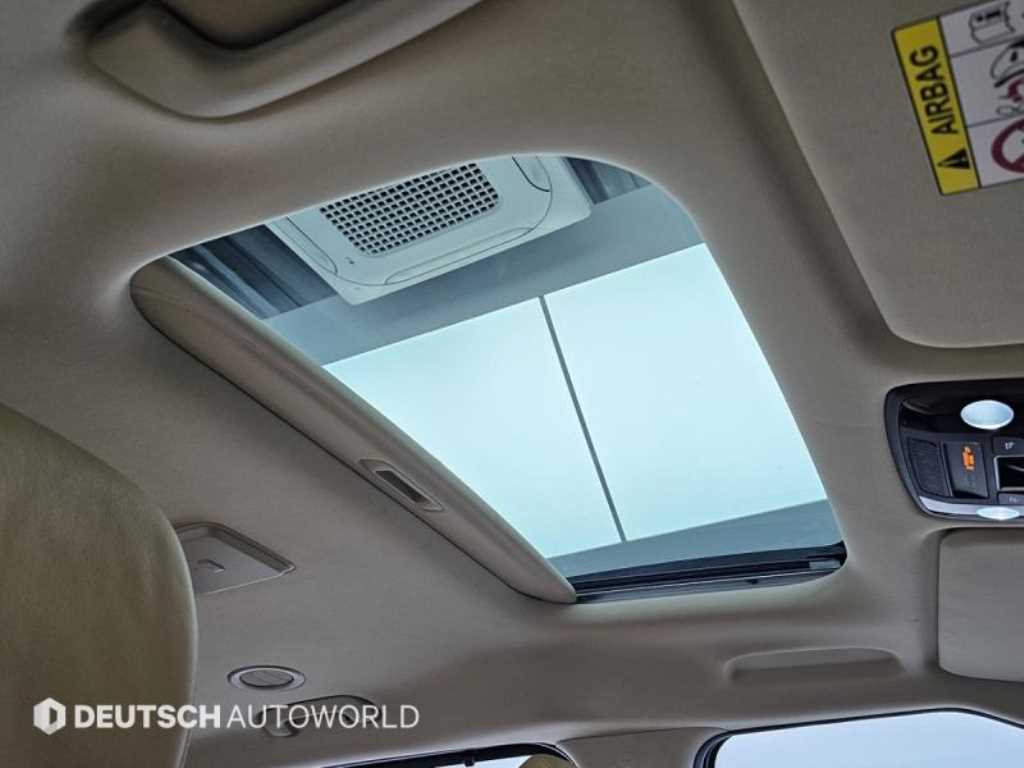 Kia Carnival — photo 18