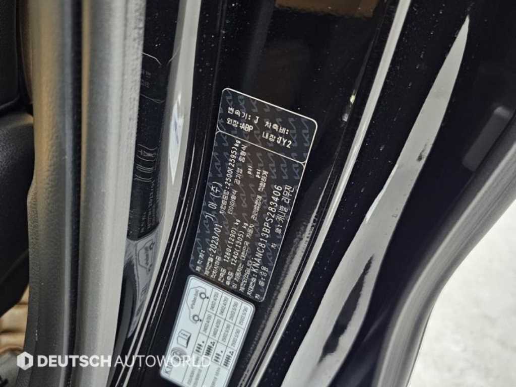 Kia Carnival — photo 20